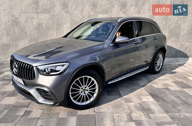 Внедорожник / Кроссовер Mercedes-Benz GLC-Class 2017 в 