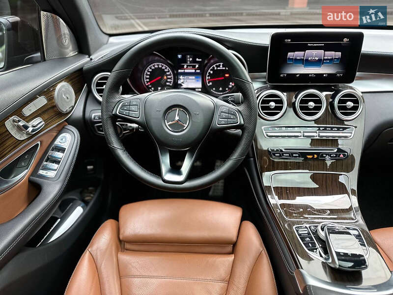 Внедорожник / Кроссовер Mercedes-Benz GLC-Class 2017 в Киеве