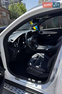 Внедорожник / Кроссовер Mercedes-Benz GLC-Class 2019 в 