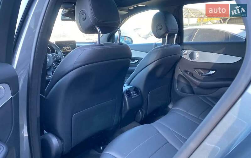Внедорожник / Кроссовер Mercedes-Benz GLC-Class 2019 в Львове