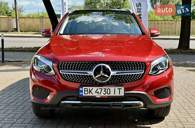 Внедорожник / Кроссовер Mercedes-Benz GLC-Class 2018 в 