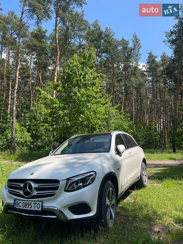 Внедорожник / Кроссовер Mercedes-Benz GLC-Class 2019 в Львове