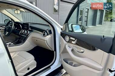 Внедорожник / Кроссовер Mercedes-Benz GLC-Class 2018 в 