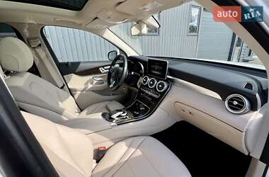 Внедорожник / Кроссовер Mercedes-Benz GLC-Class 2018 в 