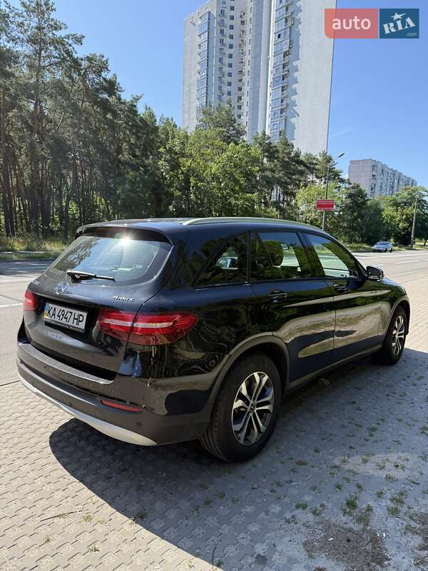 Внедорожник / Кроссовер Mercedes-Benz GLC-Class 2017 в Киеве