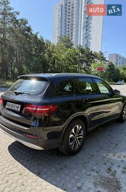 Внедорожник / Кроссовер Mercedes-Benz GLC-Class 2017 в 