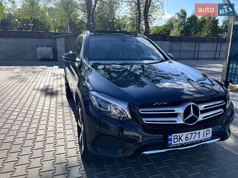 Внедорожник / Кроссовер Mercedes-Benz GLC-Class 2019 в Ровно