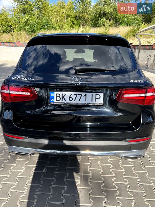 Внедорожник / Кроссовер Mercedes-Benz GLC-Class 2019 в Ровно