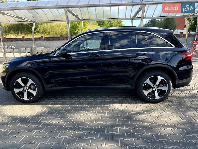 Внедорожник / Кроссовер Mercedes-Benz GLC-Class 2019 в Ровно