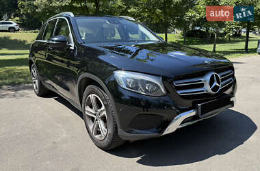 Mercedes-Benz GLC-Class 2017 Mercedes-Benz GLC-Class 2017