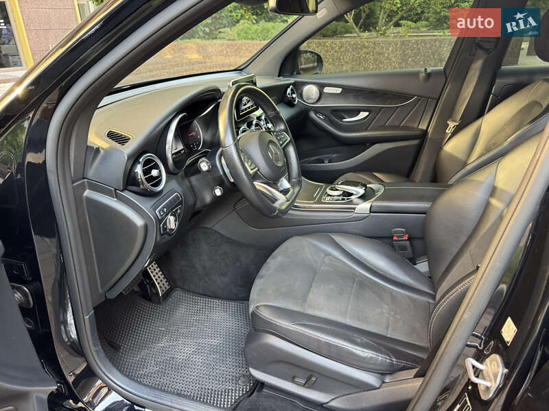 Позашляховик / Кросовер Mercedes-Benz GLC-Class 2018 в Одесі