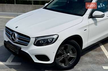 Внедорожник / Кроссовер Mercedes-Benz GLC-Class 2017 в 