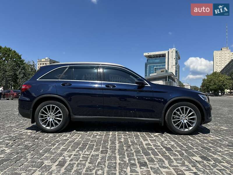 Позашляховик / Кросовер Mercedes-Benz GLC-Class 2016 в Харкові