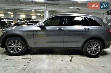 Внедорожник / Кроссовер Mercedes-Benz GLC-Class 2017 в 