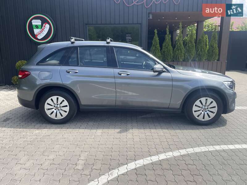 Внедорожник / Кроссовер Mercedes-Benz GLC-Class 2017 в Львове