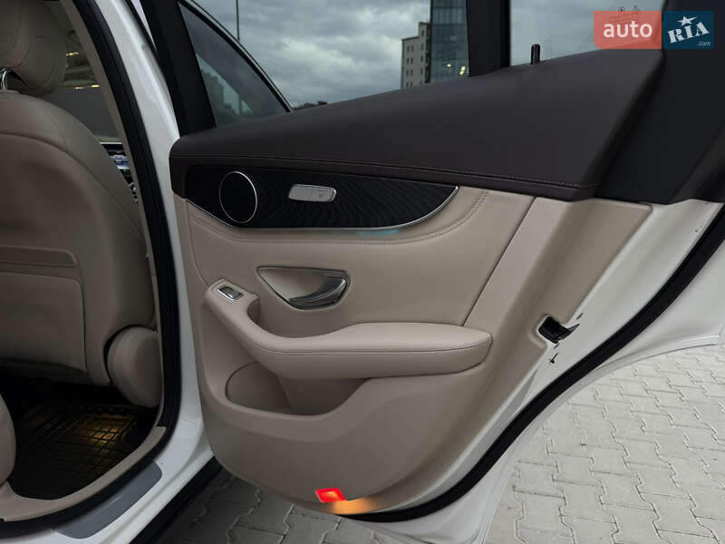 Позашляховик / Кросовер Mercedes-Benz GLC-Class 2015 в Тернополі