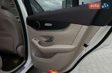 Внедорожник / Кроссовер Mercedes-Benz GLC-Class 2015 в 