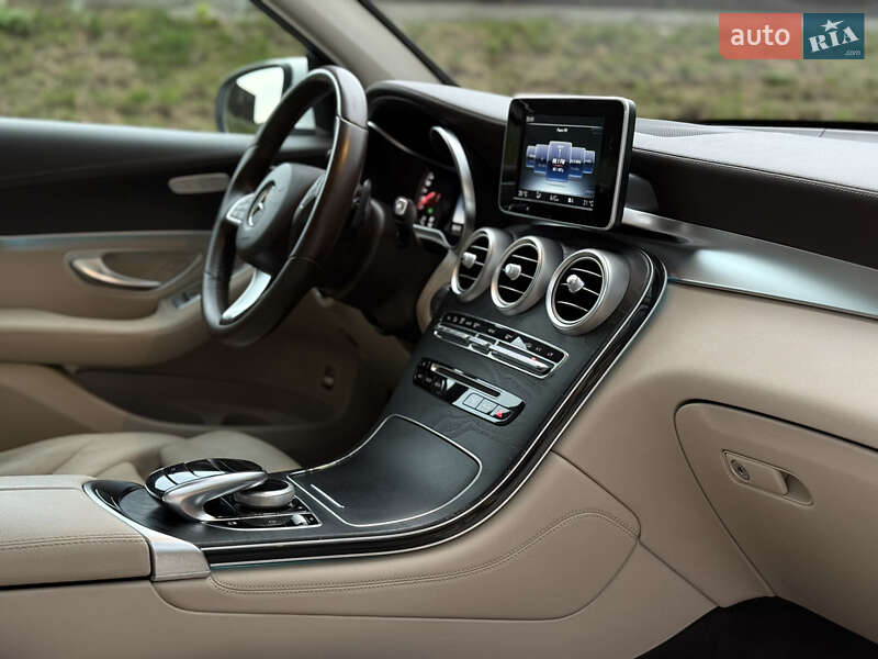 Позашляховик / Кросовер Mercedes-Benz GLC-Class 2015 в Тернополі