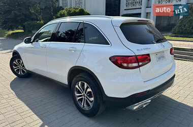 Позашляховик / Кросовер Mercedes-Benz GLC-Class 2017 в 