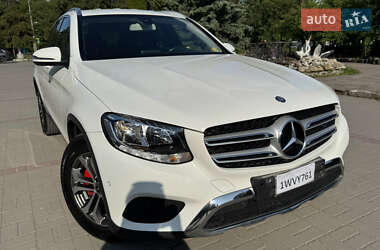 Позашляховик / Кросовер Mercedes-Benz GLC-Class 2017 в 