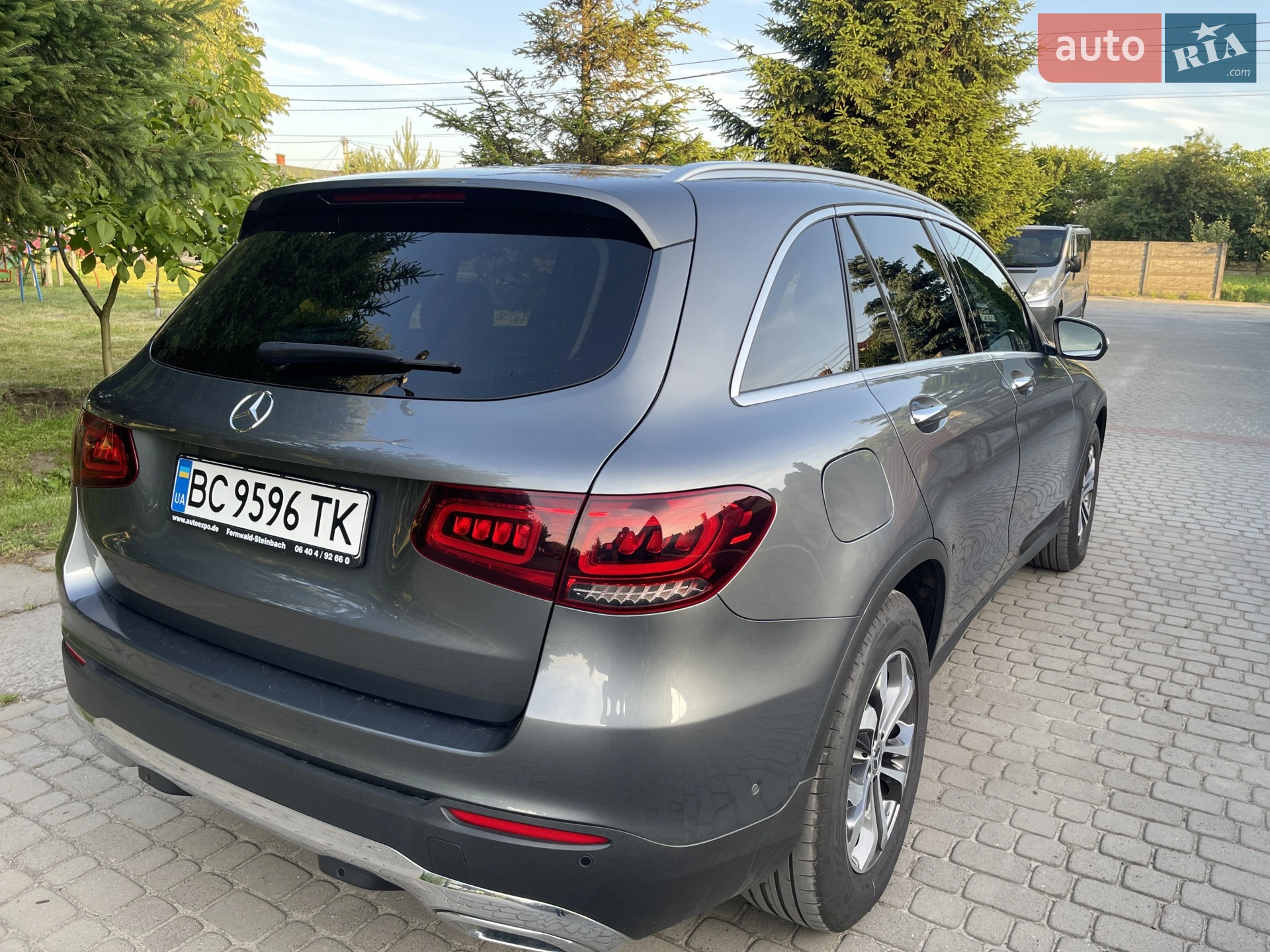 2021 Mercedes-Benz GLC - мініатюра 30