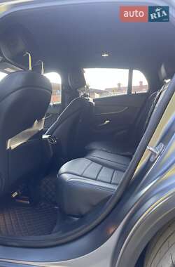 Внедорожник / Кроссовер Mercedes-Benz GLC-Class 2020 в 