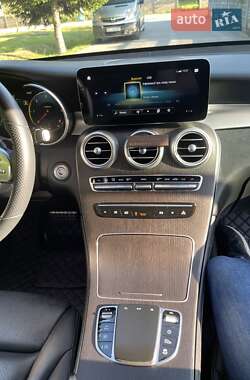 Внедорожник / Кроссовер Mercedes-Benz GLC-Class 2020 в 