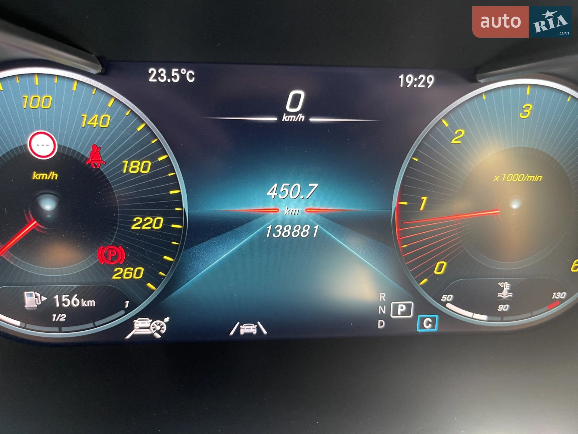 2020 Mercedes-Benz GLC - мініатюра 135