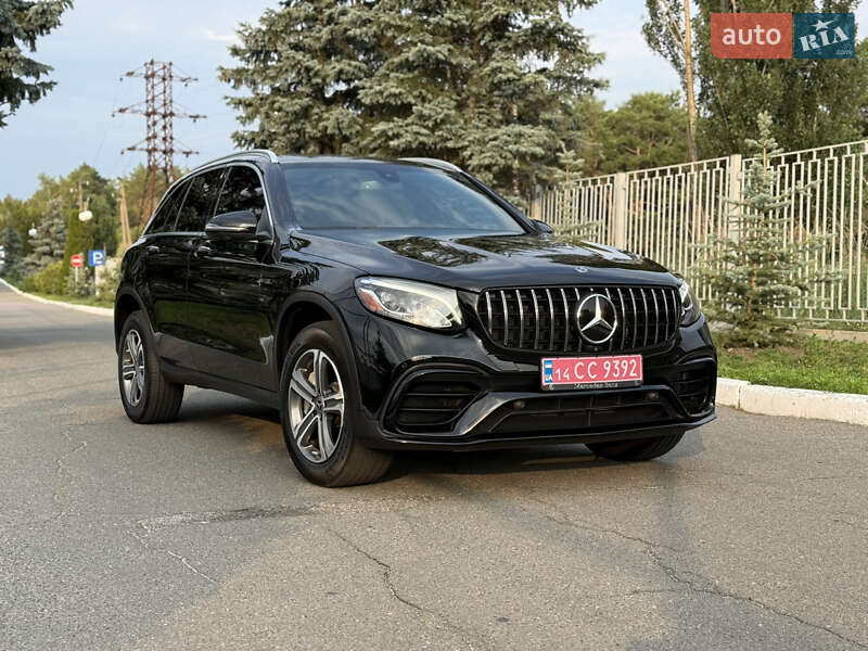 Mercedes-Benz GLC-Class 2019