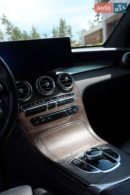 Внедорожник / Кроссовер Mercedes-Benz GLC-Class 2019 в Киеве