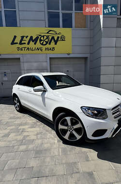 Внедорожник / Кроссовер Mercedes-Benz GLC-Class 2017 в 