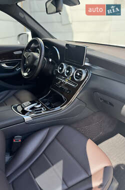 Внедорожник / Кроссовер Mercedes-Benz GLC-Class 2017 в 