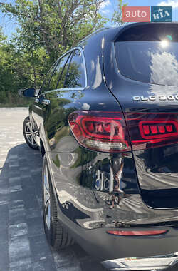 Внедорожник / Кроссовер Mercedes-Benz GLC-Class 2020 в 