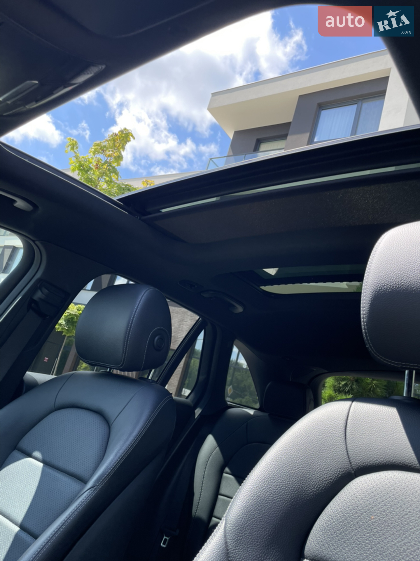 2020 Mercedes-Benz GLC - мініатюра 33