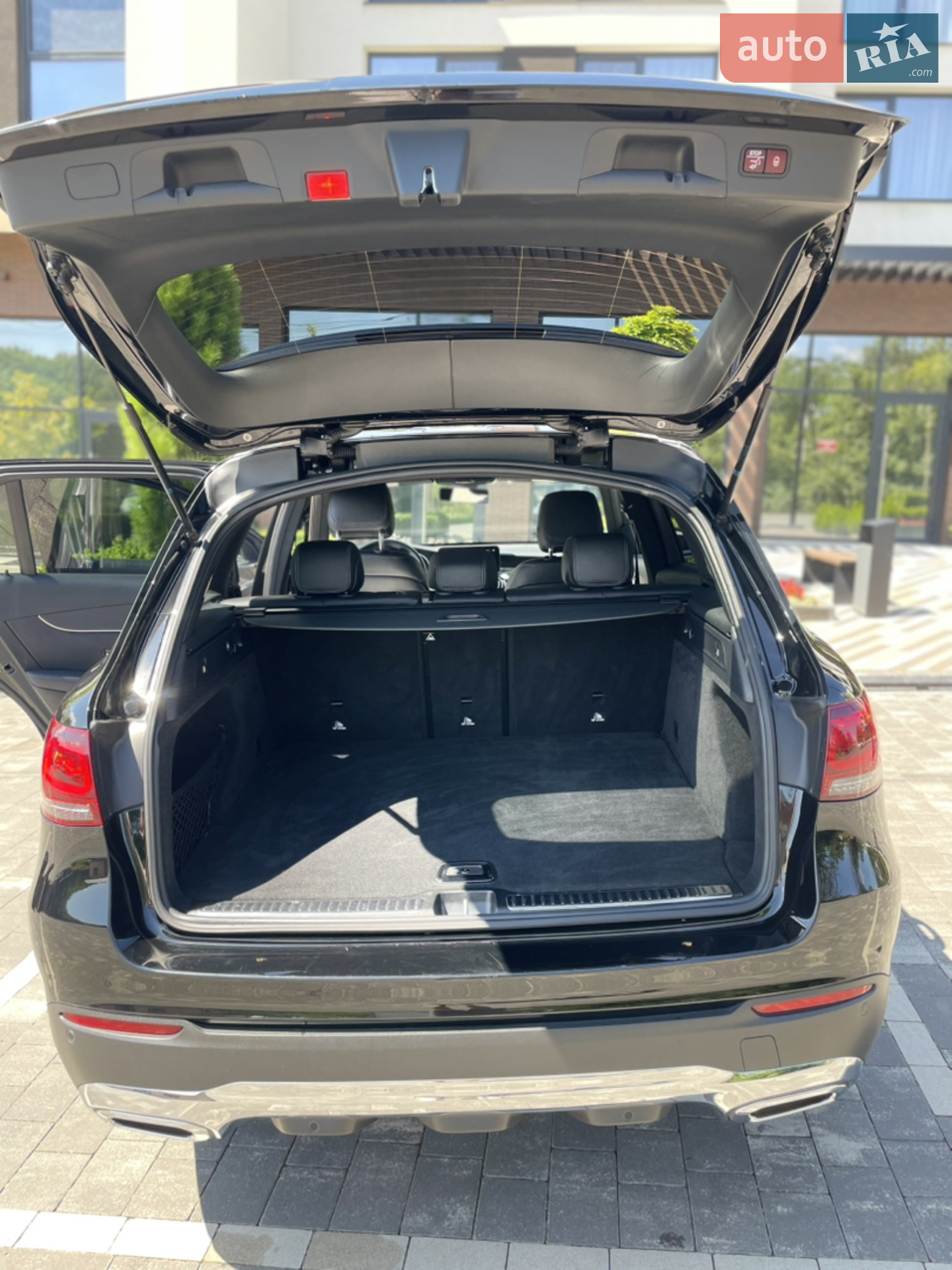 2020 Mercedes-Benz GLC - мініатюра 42