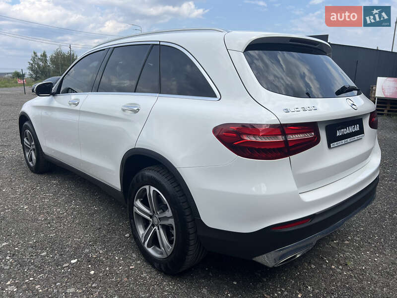 Внедорожник / Кроссовер Mercedes-Benz GLC-Class 2015 в Киеве