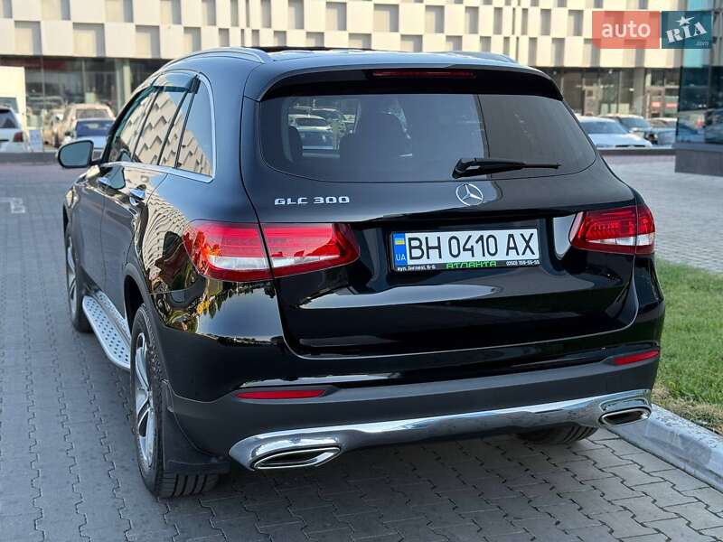 Внедорожник / Кроссовер Mercedes-Benz GLC-Class 2016 в Одессе