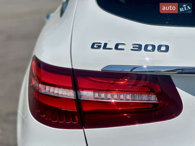 Внедорожник / Кроссовер Mercedes-Benz GLC-Class 2019 в Львове