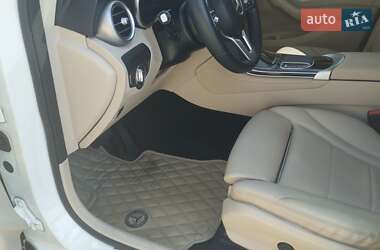 Внедорожник / Кроссовер Mercedes-Benz GLC-Class 2022 в 