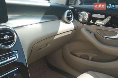 Внедорожник / Кроссовер Mercedes-Benz GLC-Class 2022 в 