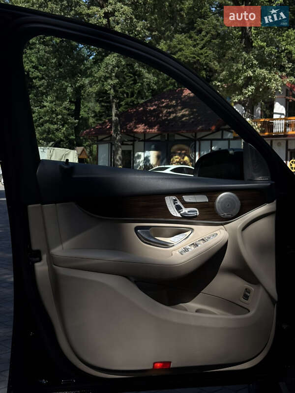 Внедорожник / Кроссовер Mercedes-Benz GLC-Class 2016 в Дрогобыче