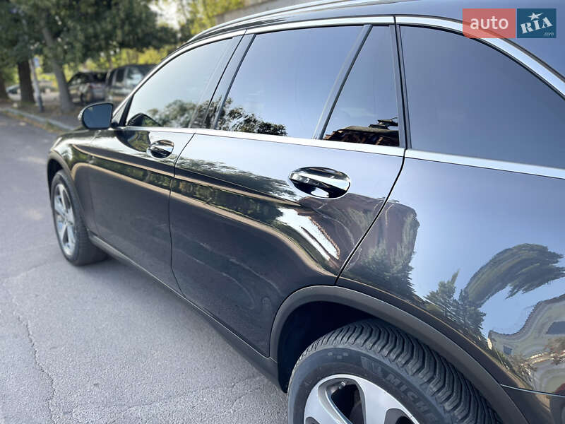 Позашляховик / Кросовер Mercedes-Benz GLC-Class 2020 в Києві