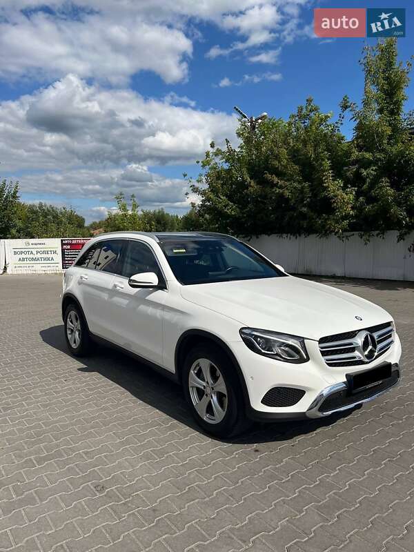 Внедорожник / Кроссовер Mercedes-Benz GLC-Class 2016 в Виннице
