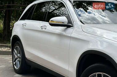 Внедорожник / Кроссовер Mercedes-Benz GLC-Class 2018 в 