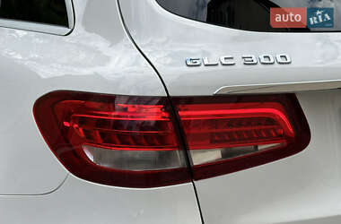 Внедорожник / Кроссовер Mercedes-Benz GLC-Class 2018 в 