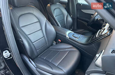 Внедорожник / Кроссовер Mercedes-Benz GLC-Class 2021 в 