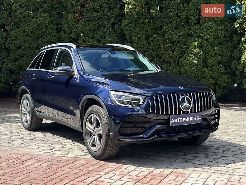 Mercedes-Benz GLC-Class 2019