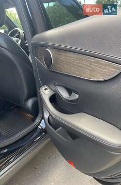 Внедорожник / Кроссовер Mercedes-Benz GLC-Class 2019 в 