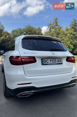 Внедорожник / Кроссовер Mercedes-Benz GLC-Class 2015 в 