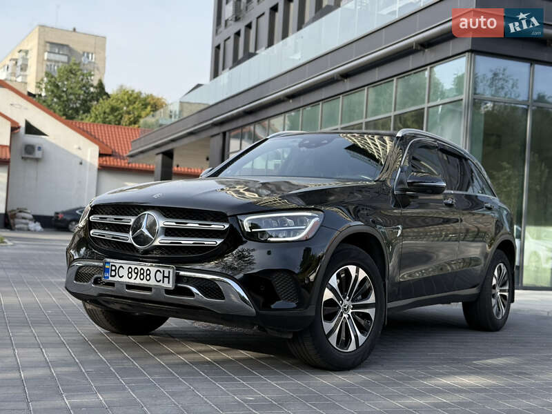 Mercedes-Benz GLC-Class 2019